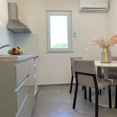 Apartment Stina *
